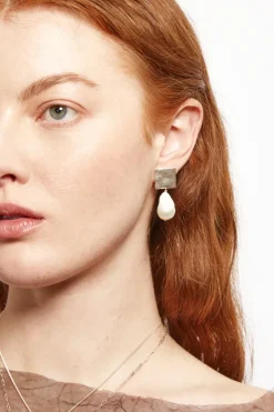 Chan Luu Earrings^Minerva Earrings Silver White Pearl