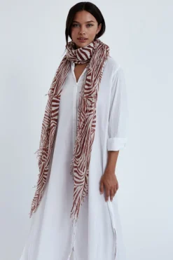 Chan Luu Scarves^Sequoia Zebra Print Cashmere And Silk Scarf